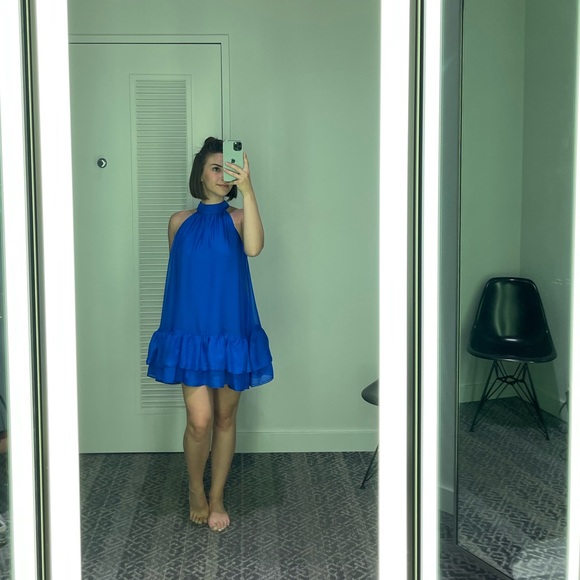 Alice & Olivia Erna tie back dress. - Picture 3 of 3